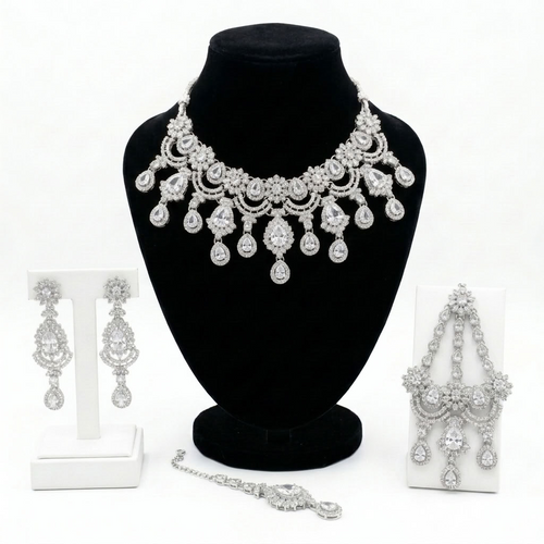 Kundan Silver Plated Silver Bridal Jewellery Set - 4-Piece Necklace, Earrings, Tikka & Passa